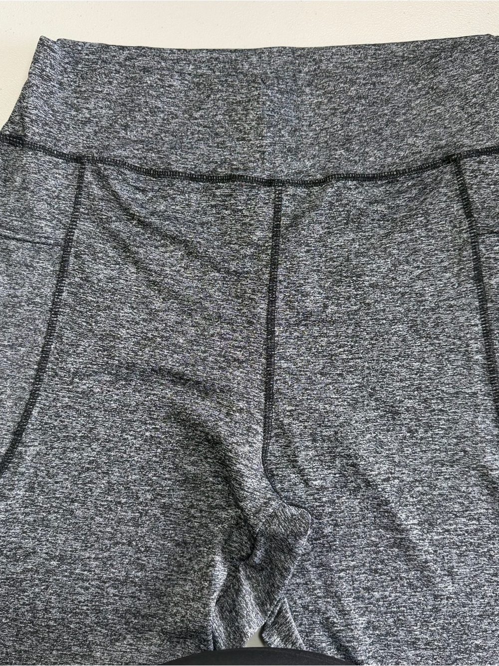 Bundle of 7 black and gray leggings size XL and 1 in a size XXL - Picture 15 of 16